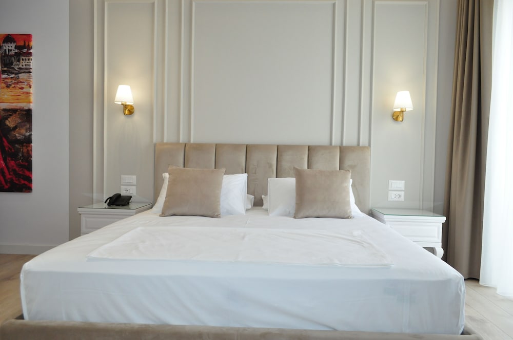 

Roma - Valona - Seaside Hotel