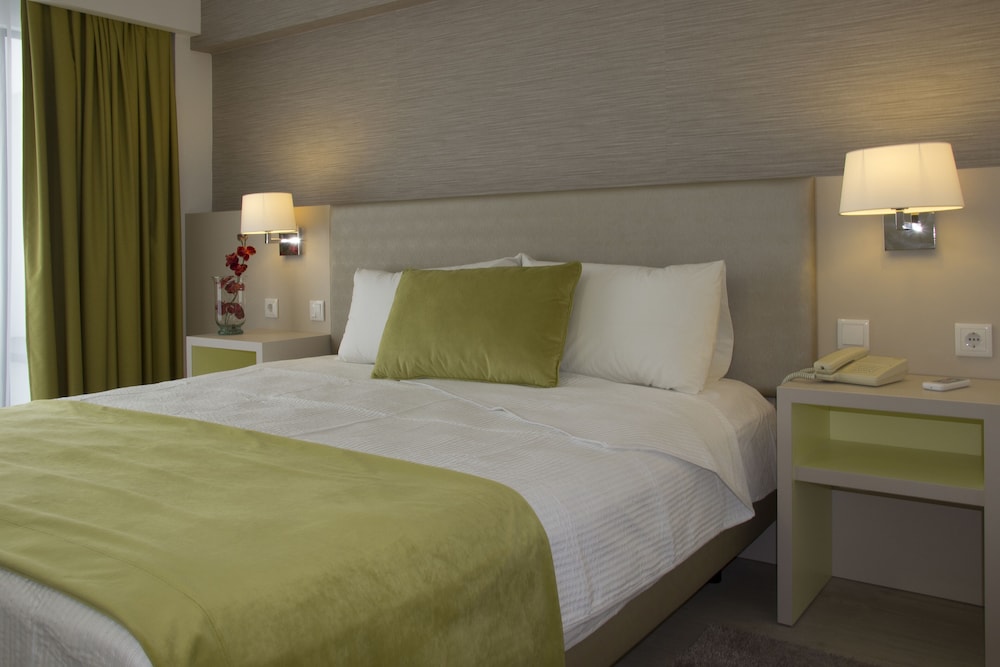 

Roma - Vila Real de Santo António - Hotel Navegadores