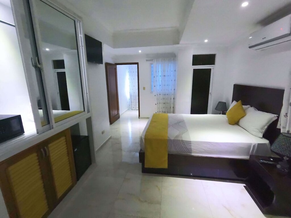 

Napoli - Boca Chica - Hotel Vicentina