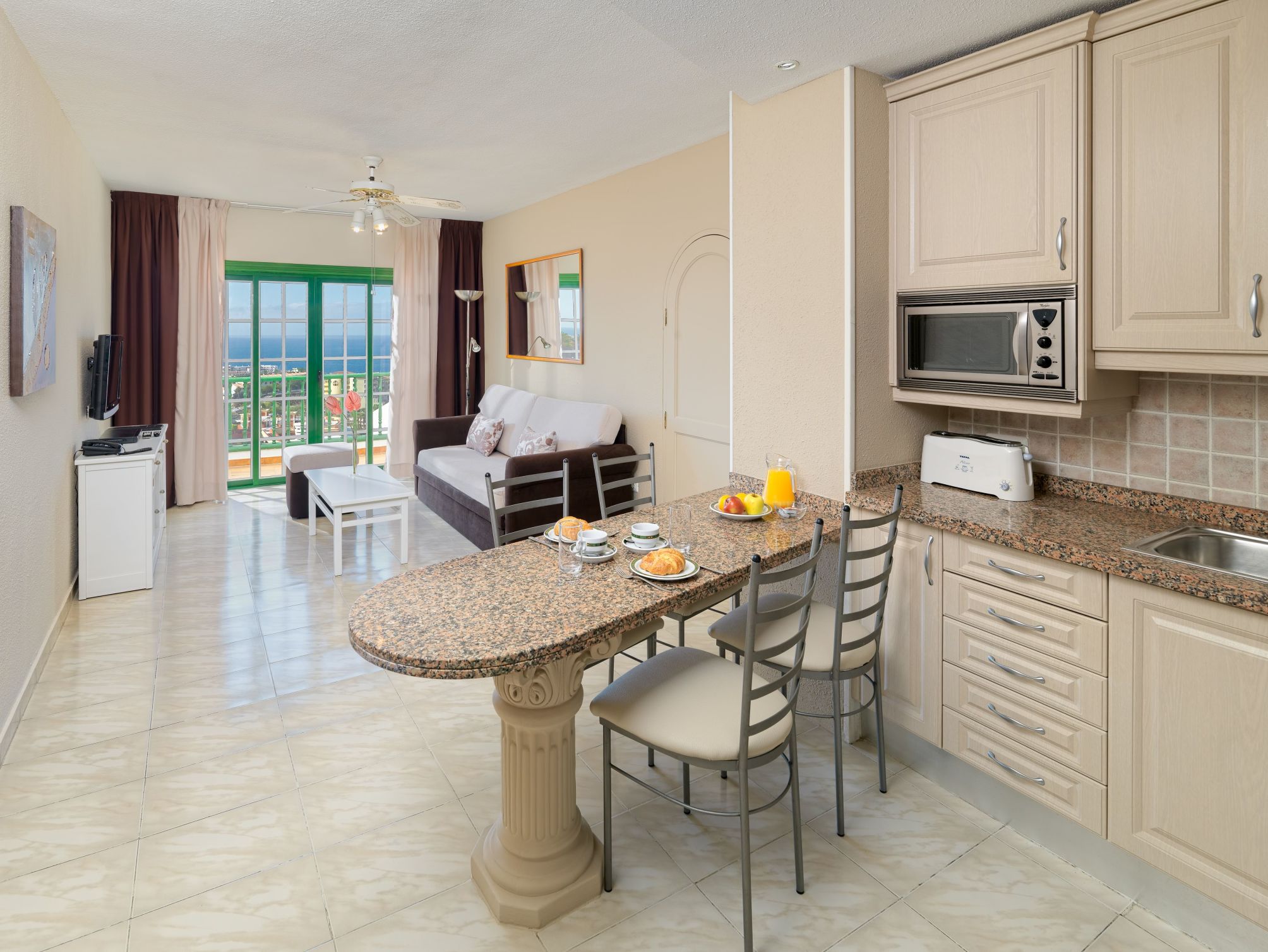 

Pisa - Playa Fañabe - Regency Torviscas Apartments And Suites