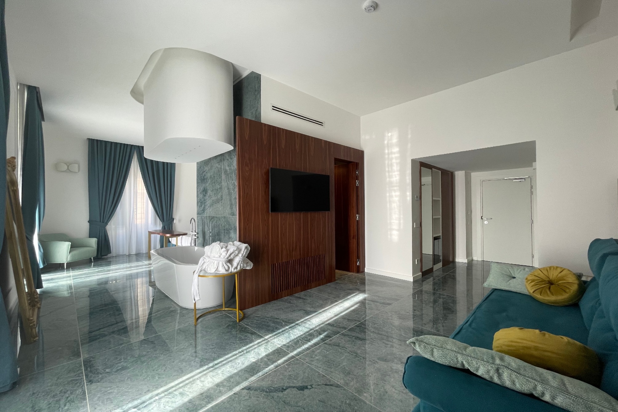 

Milano - Agerola - Hotel Stabia
