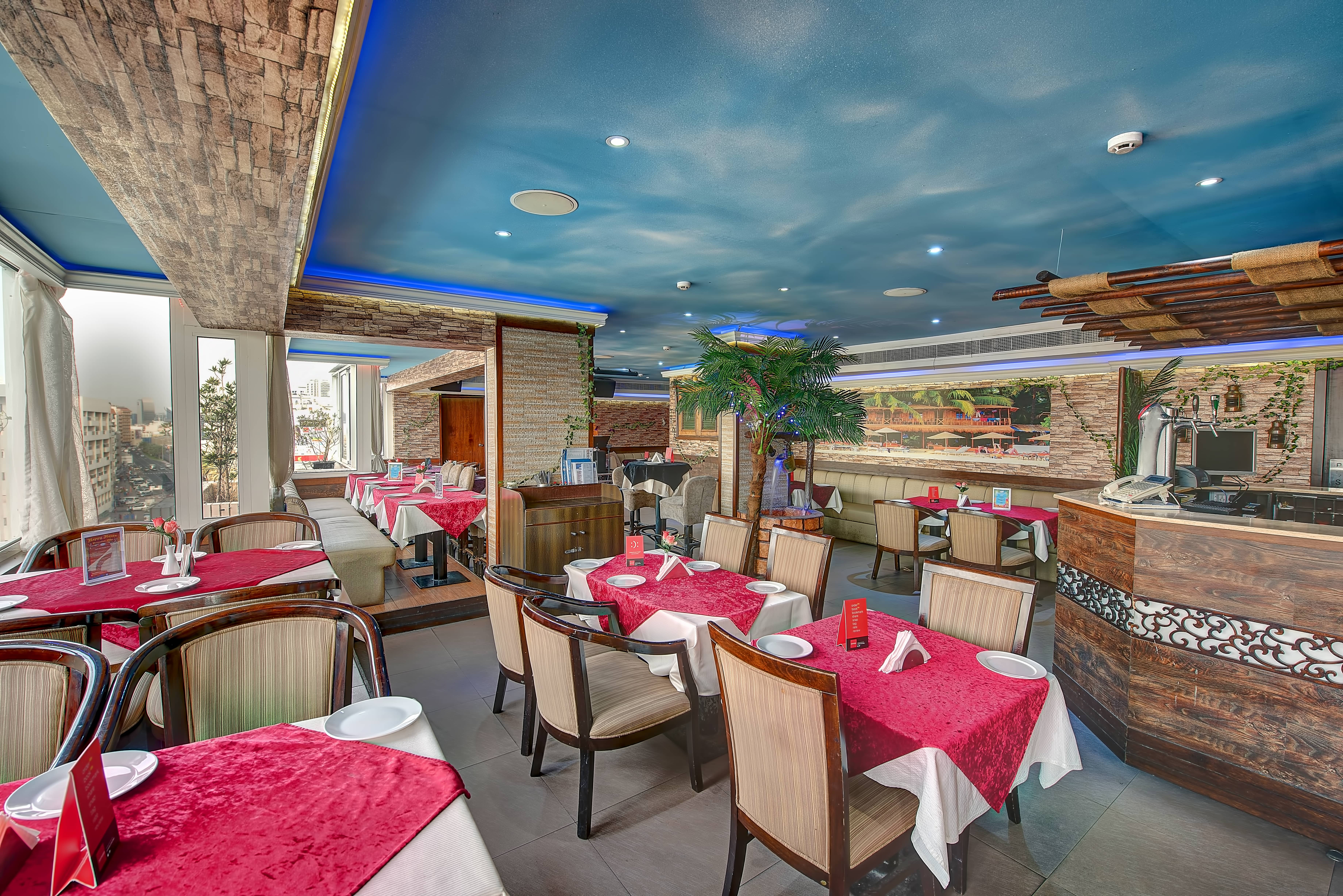 

Pisa - Dubai - Palm Beach Hotel