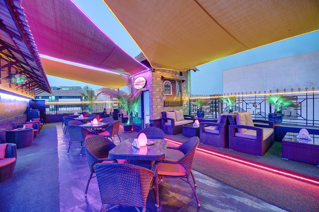 

Verona - Dubai - Palm Beach Hotel