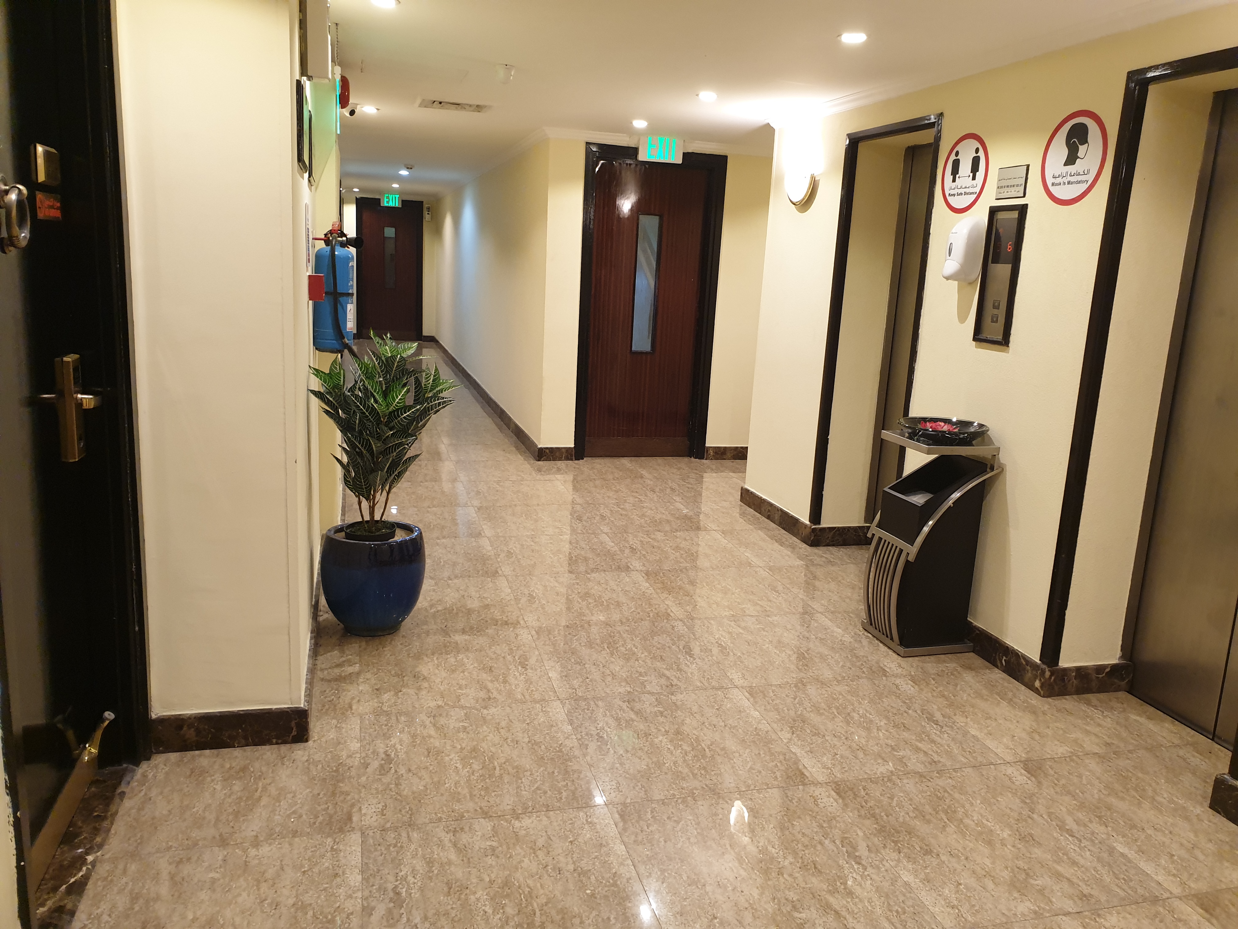 

Bologna - Dubai - Palm Beach Hotel