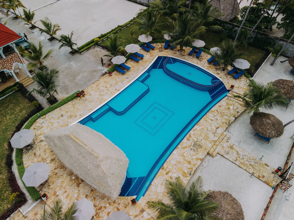 

Torino - Uroa - Sunny Palms Beach Bungalows
