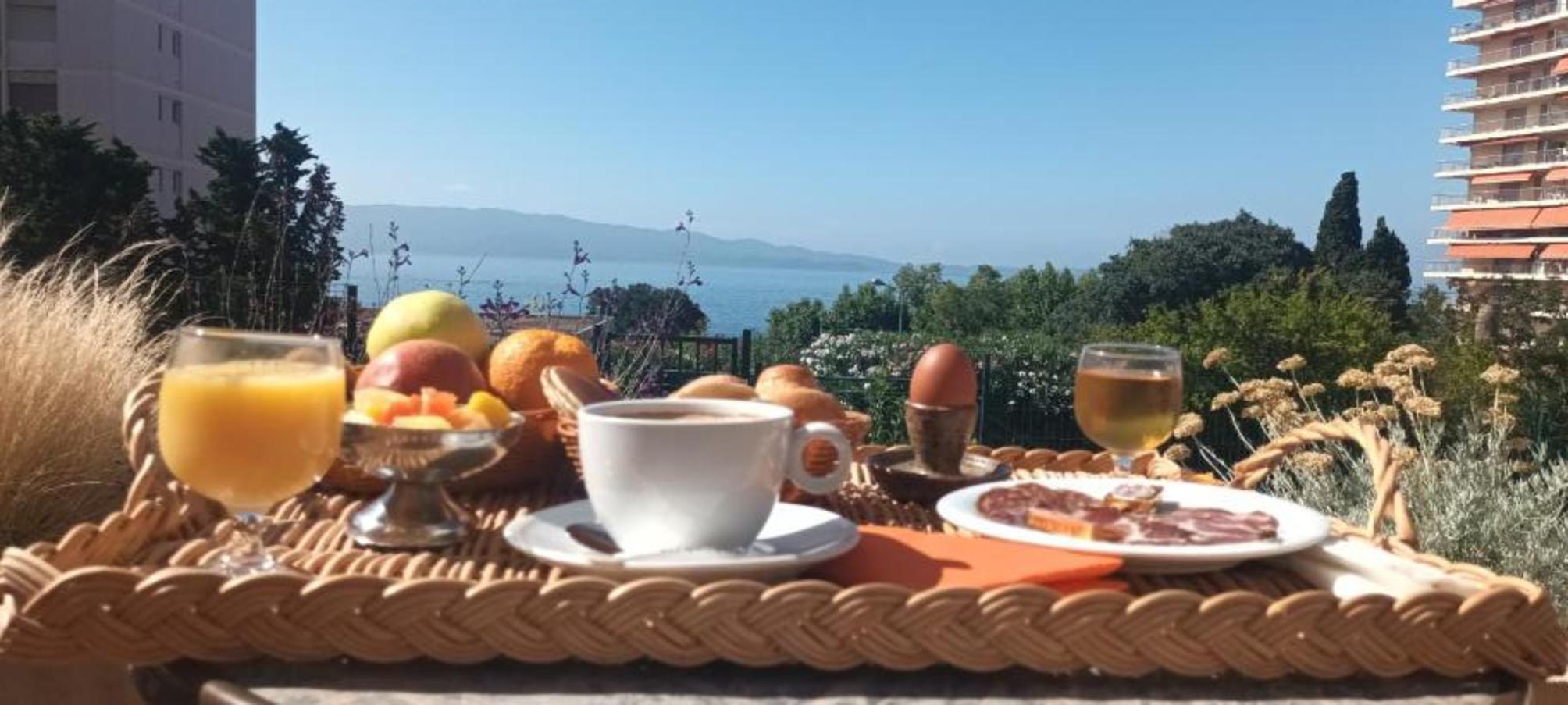 

Milano - Ajaccio - Hotel Sun Beach
