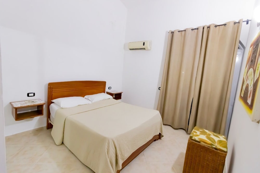 

Bari - Boca Chica - Hotel Villa Capri Salon & SPA