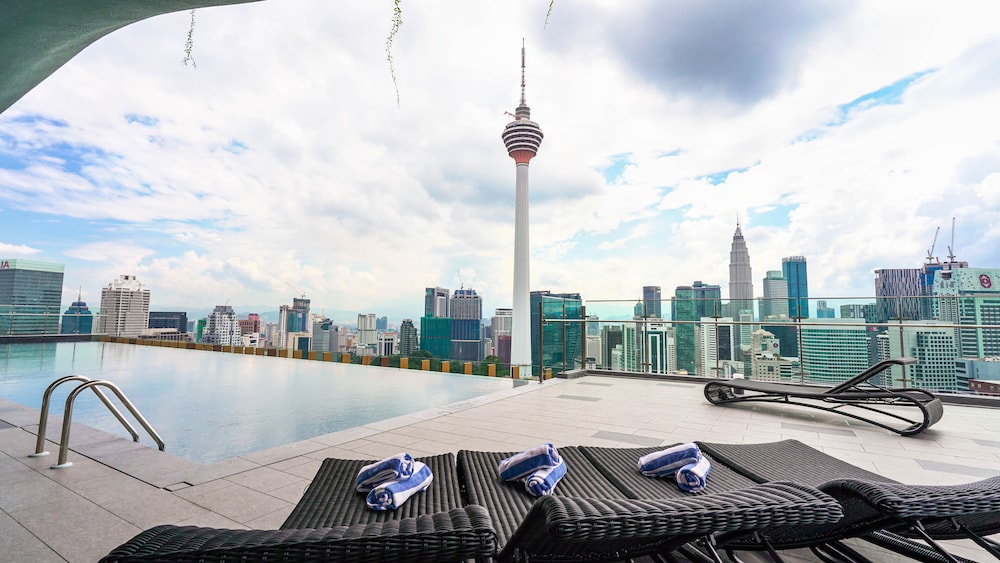 

Napoli - Kuala Lumpur - Ceylonz Starlight Suites Bukit Bintang