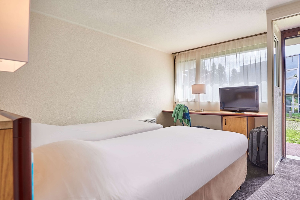 

Bari - Paris Charles de Gaulle - Kyriad Direct Le Bourget Gonesse