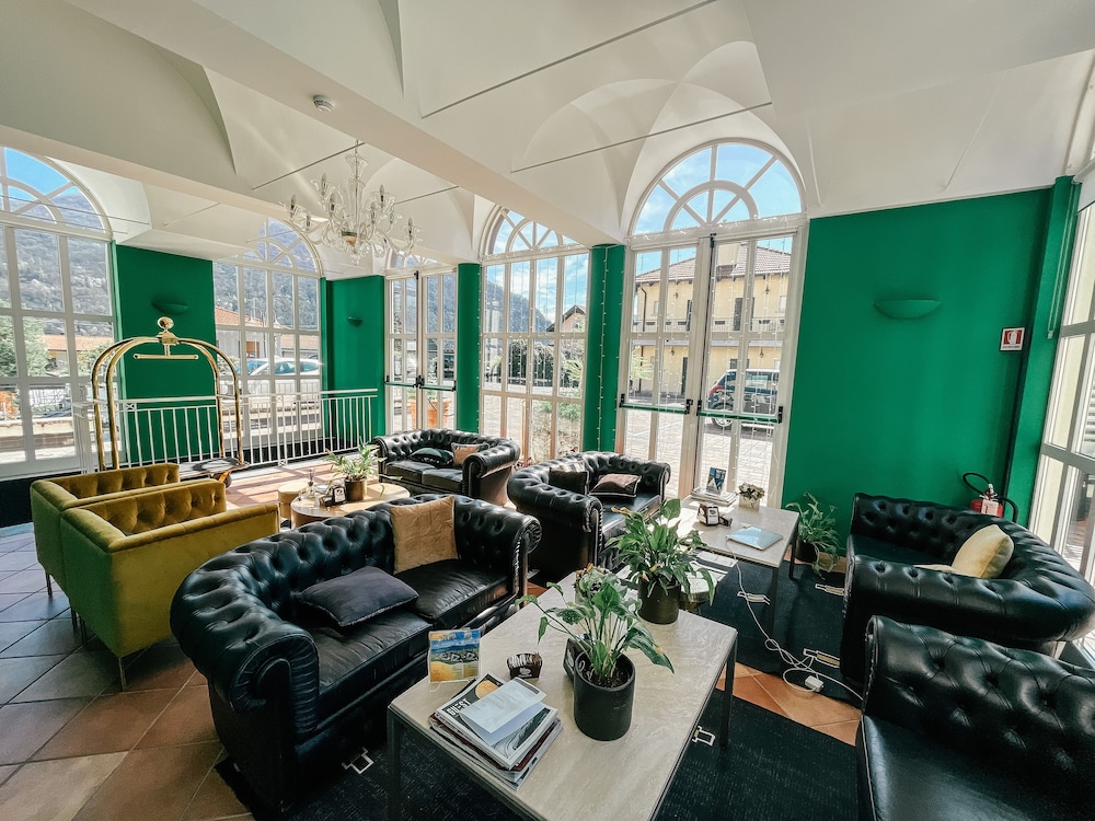 

Roma - Lugano - Caroline Hotel