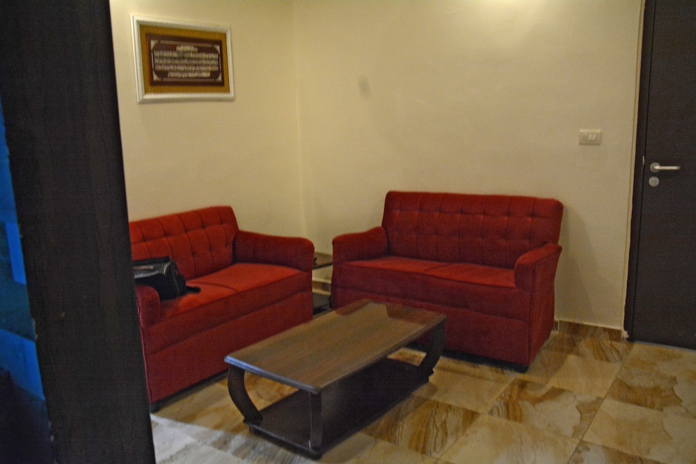 

Roma - Amman - Jasmine leaves hotel apartment