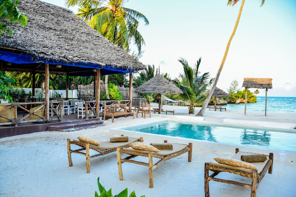 

Napoli - Kiwengwa - Coral Bay Zanzibar