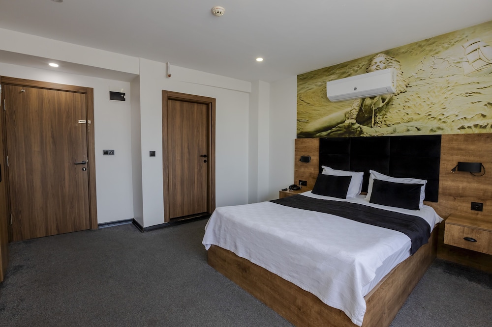 

Bologna - Istanbul, New Airport - Acar Airport Hotel
