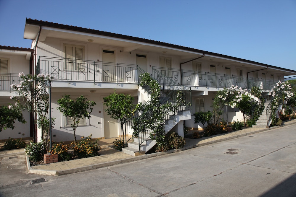 

Roma - Patti - Medimare Residence Club
