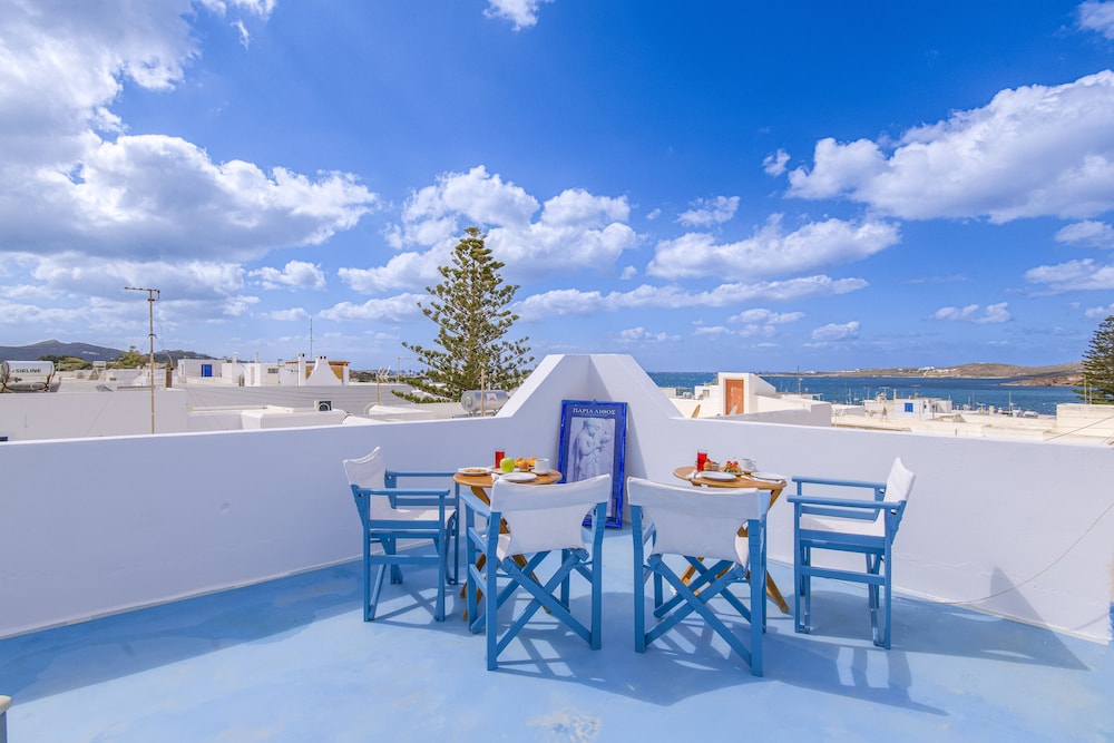 

Milano - Isola di Antiparos - Porto Bello Hotel