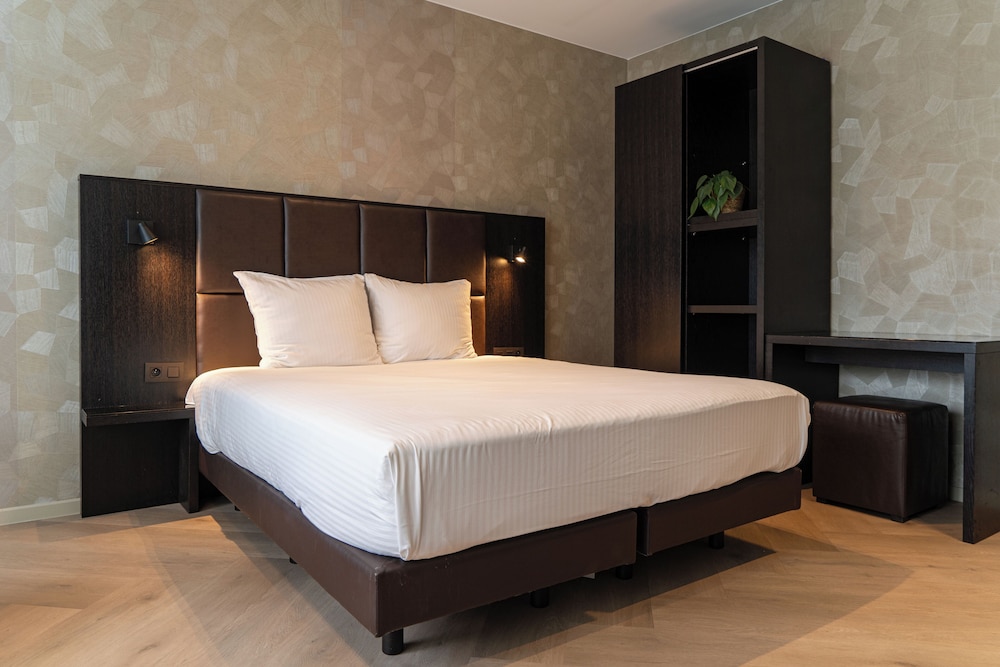 

Ancona - Bruxelles - Diamant Suites Brussels EU