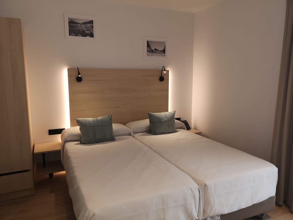 

Trieste - L'Estartit - EVENIA CORAL BOUTIQUE