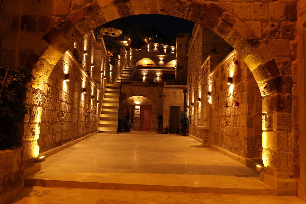 

Roma - Avanos - Caverna Hotel Premium Caves