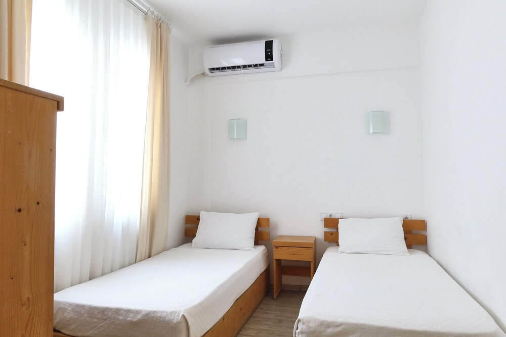 

Roma - Datça - Zephyros City Otel