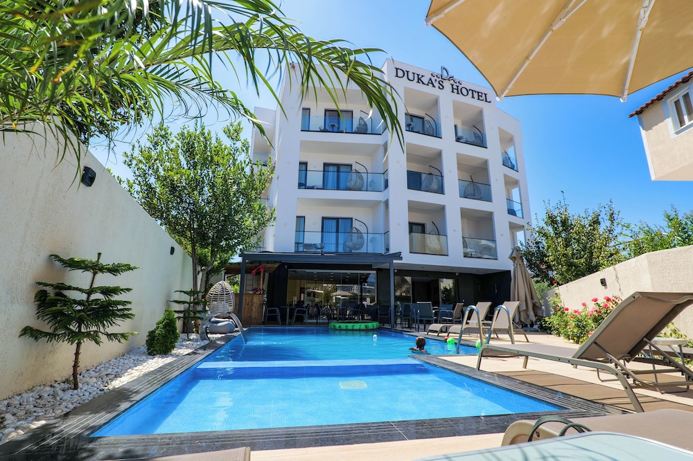 

Trieste - Costa albanese - Duka's Hotel