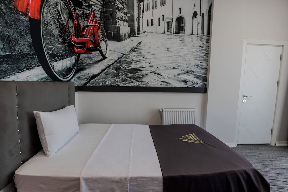 

Roma - Istanbul, New Airport - ACAR SMART OTEL