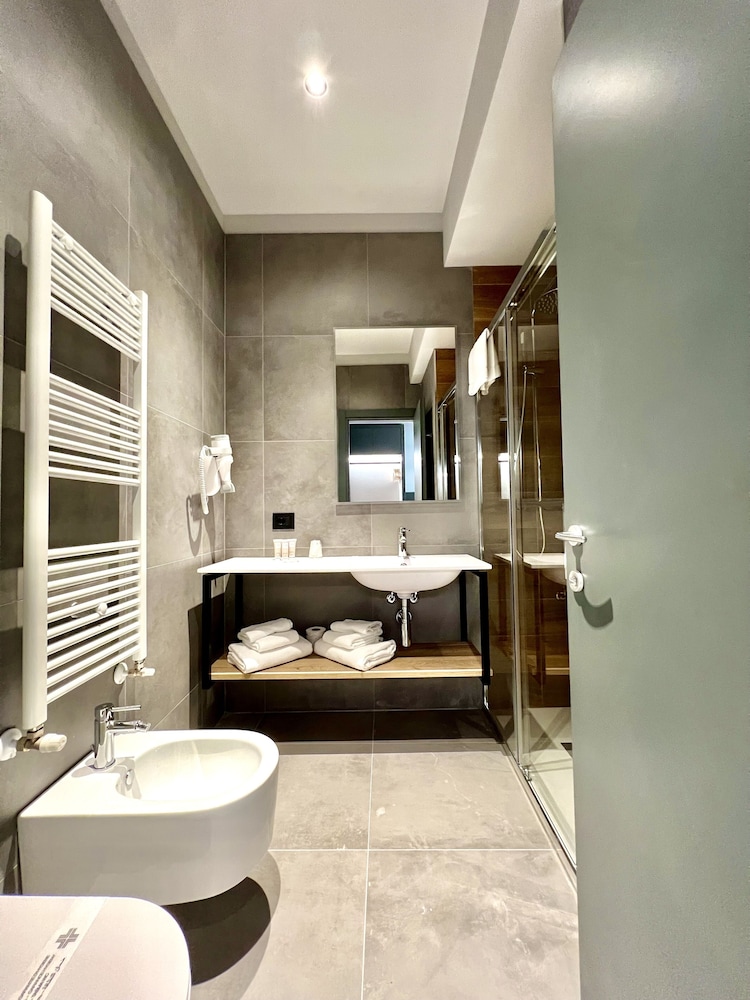 

Catania - Brescia - Hotel Leonessa