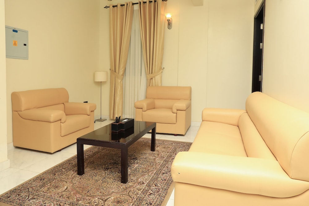 

Milano - Seeb - Remas Hotel Suites - Al Khoudh, Seeb, Muscat