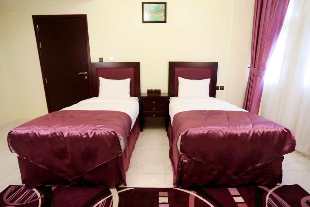 

Napoli - Seeb - Remas Hotel Suites - Al Khoudh, Seeb, Muscat