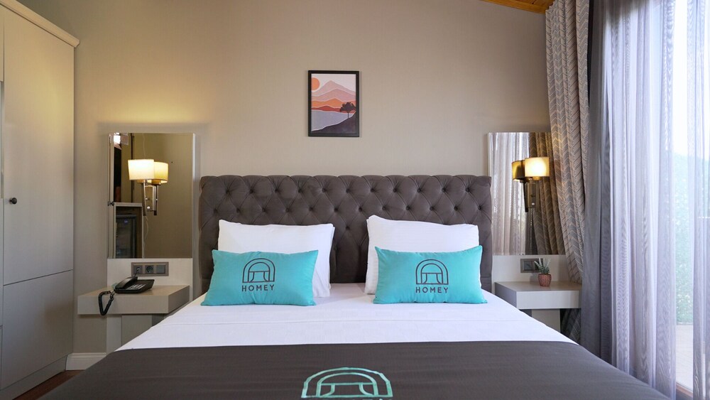 

Bari - Istanbul, New Airport - Homey AirPort Hotel