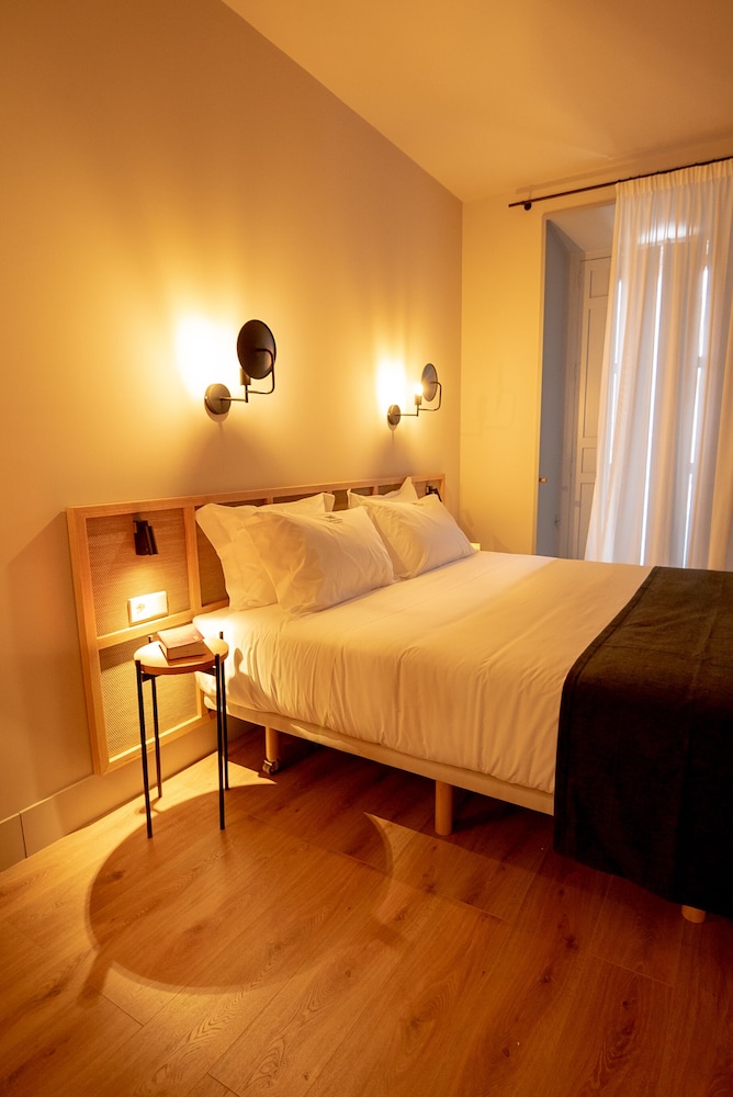 

Roma - Campo de Criptana - Casa del Médico Hotel Boutique