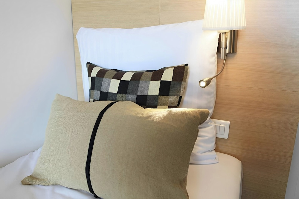 

Bari - Amburgo - Sleephotels