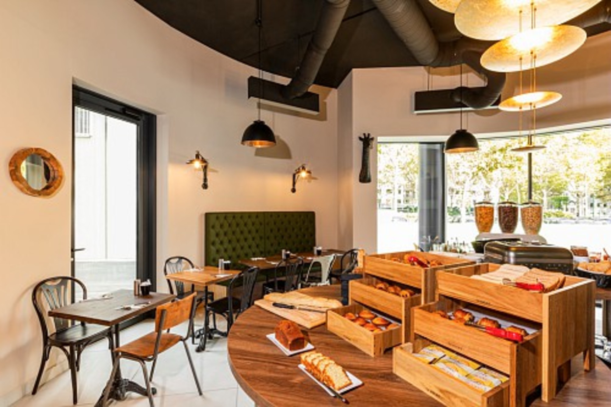 

Bari - Nanterre - ibis Styles Puteaux Paris La Defense