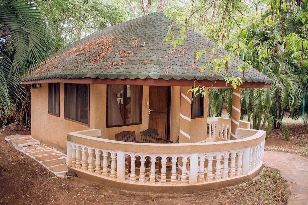 

Roma - Galu - Kijanii Cottages Diani Beach