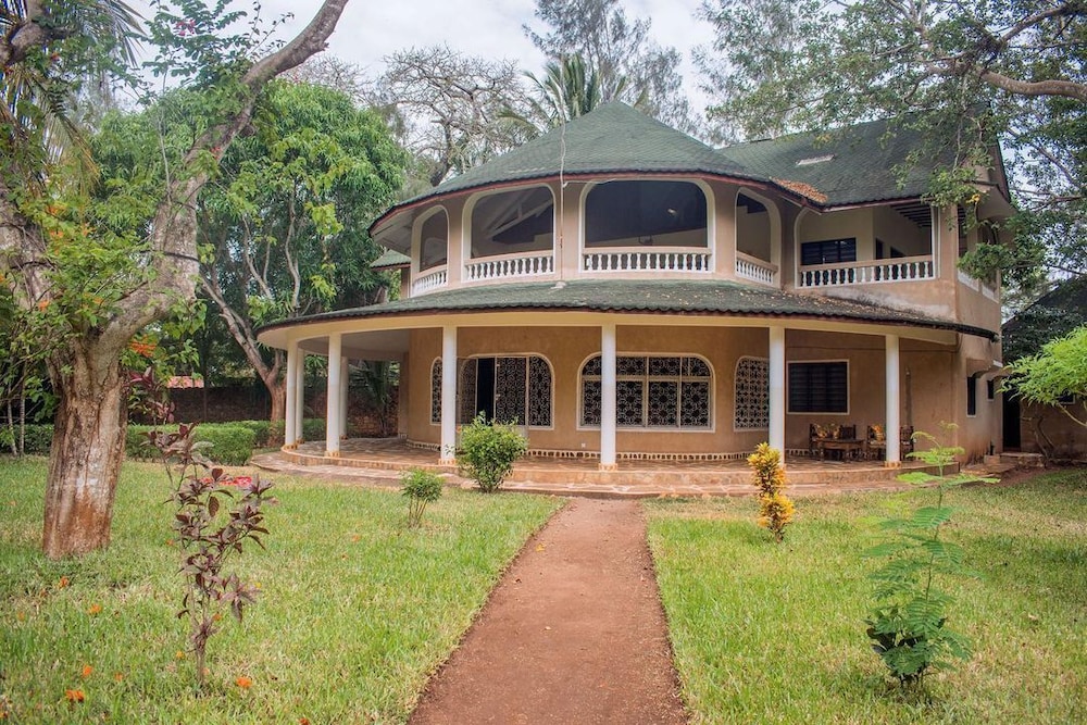 

Milano - Galu - Kijanii Cottages Diani Beach