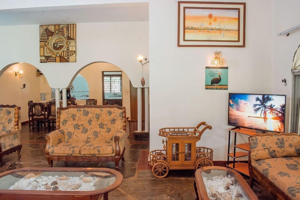 

Catania - Ukunda - Kijani Cottages Diani Beach