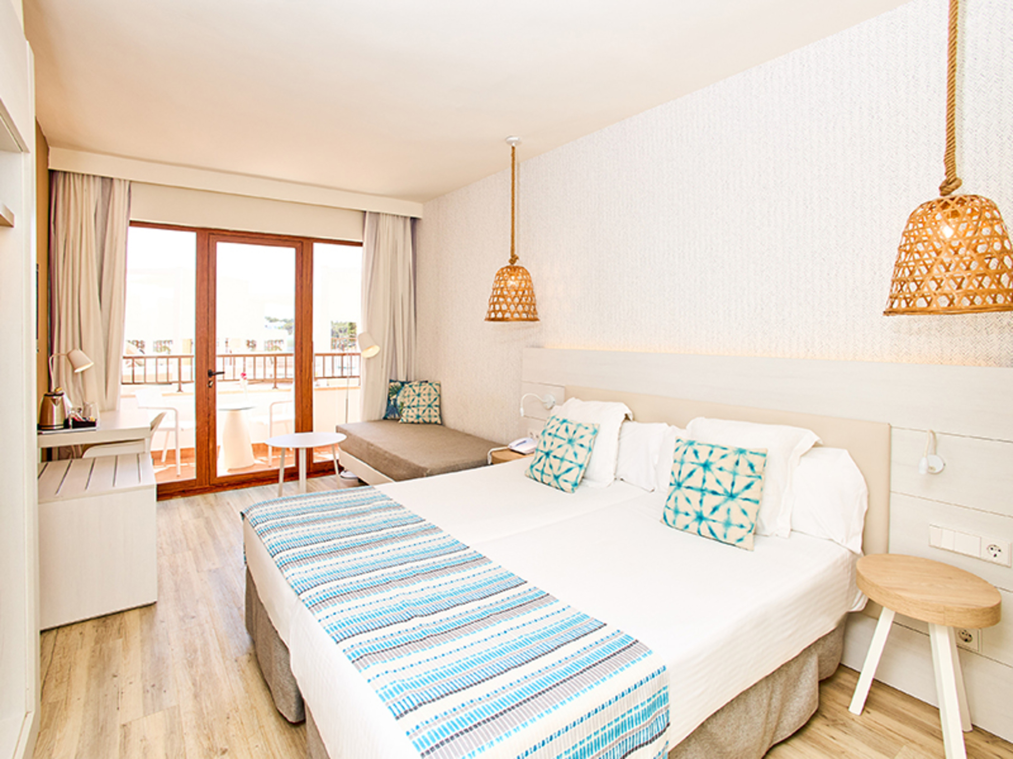 

Firenze - Santa Eulalia del Río - Leonardo Royal Hotel Ibiza Santa Eulalia
