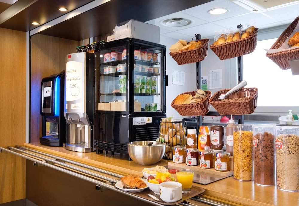

Roma - Saint-Tropez - B&B HOTEL Cannes La Bocca Plage