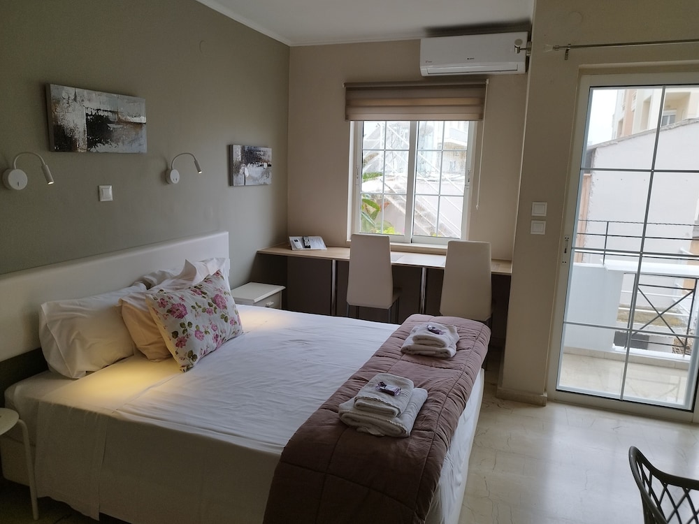 

Firenze - Soúda - VILLA KATERINA CHANIA