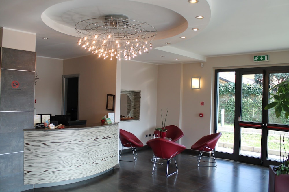 

Napoli - Cinisello Balsamo - Hotel Residence Aurora