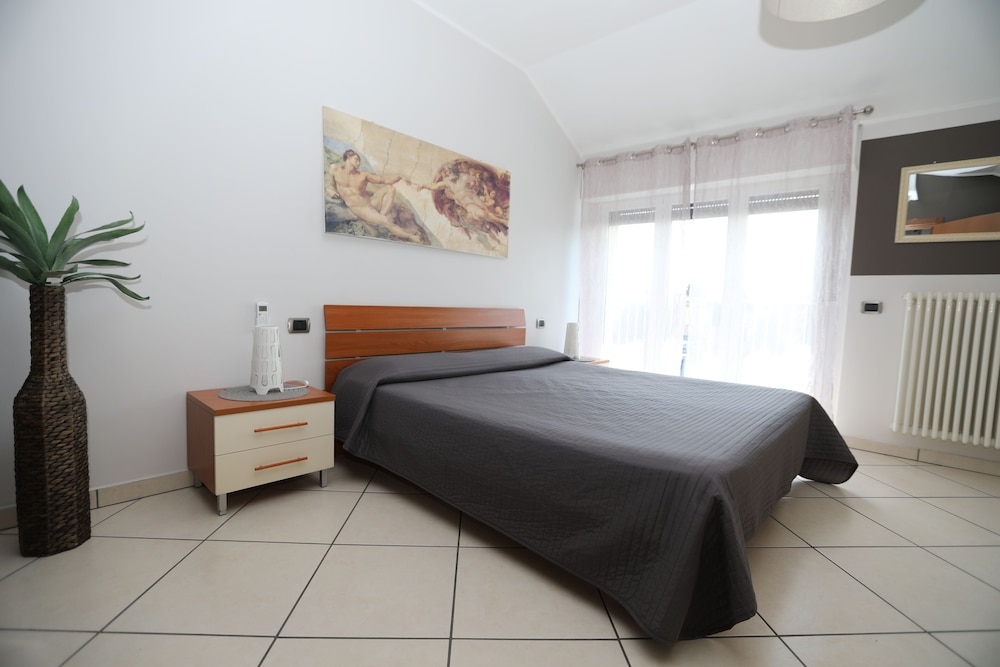 

Roma - Milano - Hotel Residence Aurora