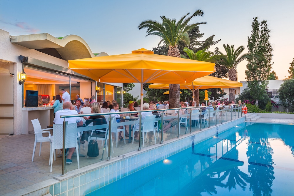 

Verona - Agios Fokas - Kipriotis Hippocrates Hotel