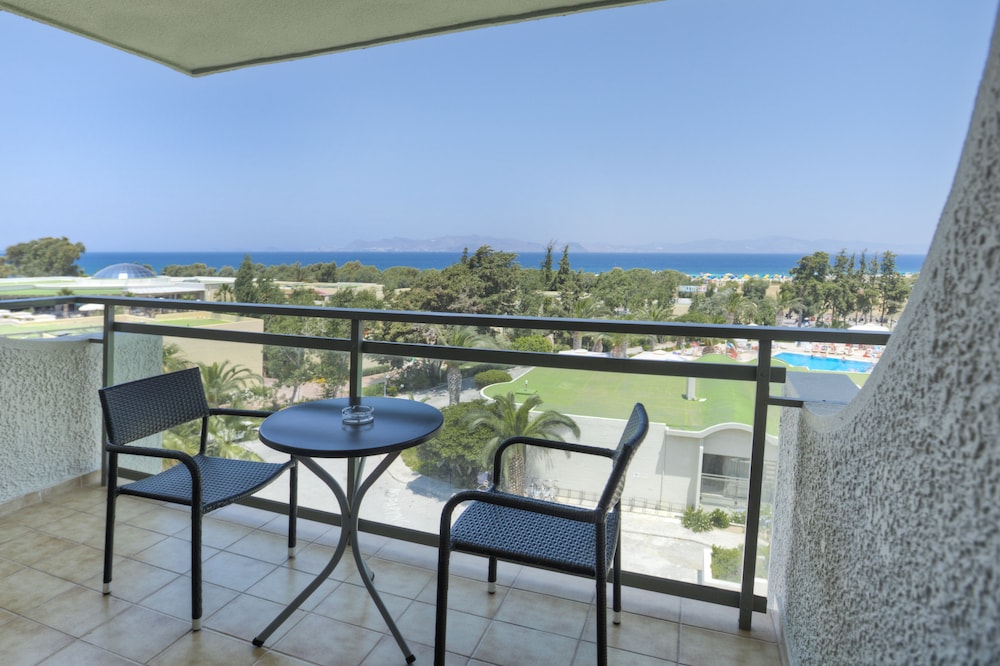 

Roma - Agios Fokas - Kipriotis Hippocrates Hotel