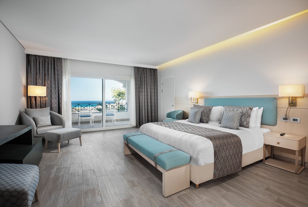 

Milano - Marsa Matruh - Cleopatra Sidi Heneish