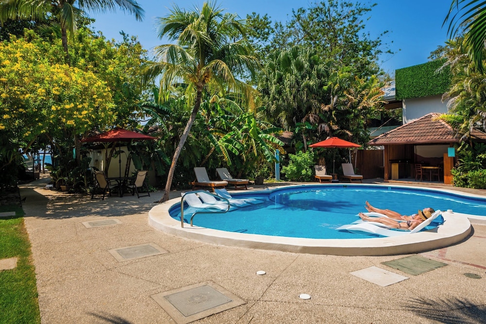 

Brindisi - Tamarindo - The Coast Beachfront Hotel