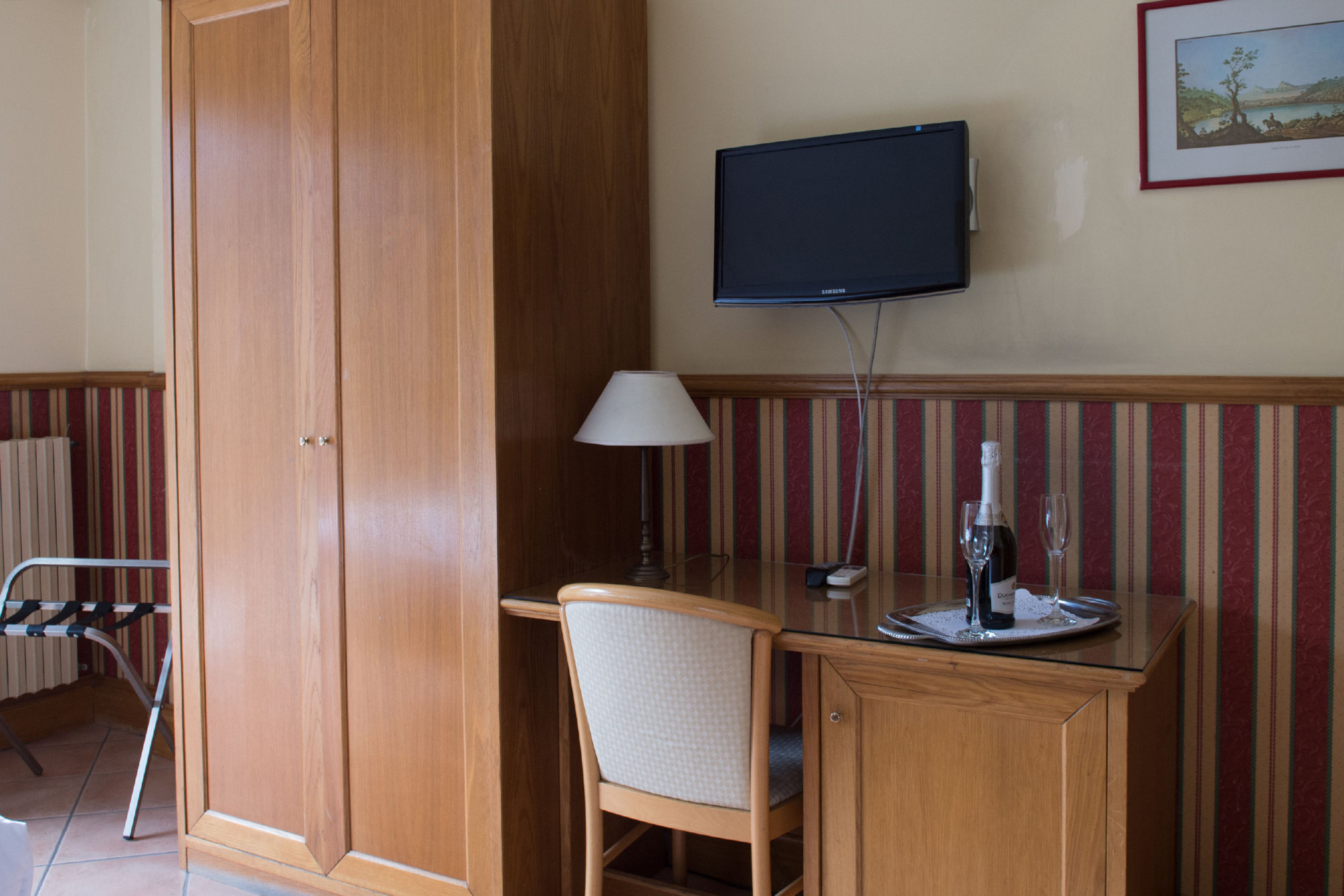 

Milano - Pozzuoli - Hotel Leopardi