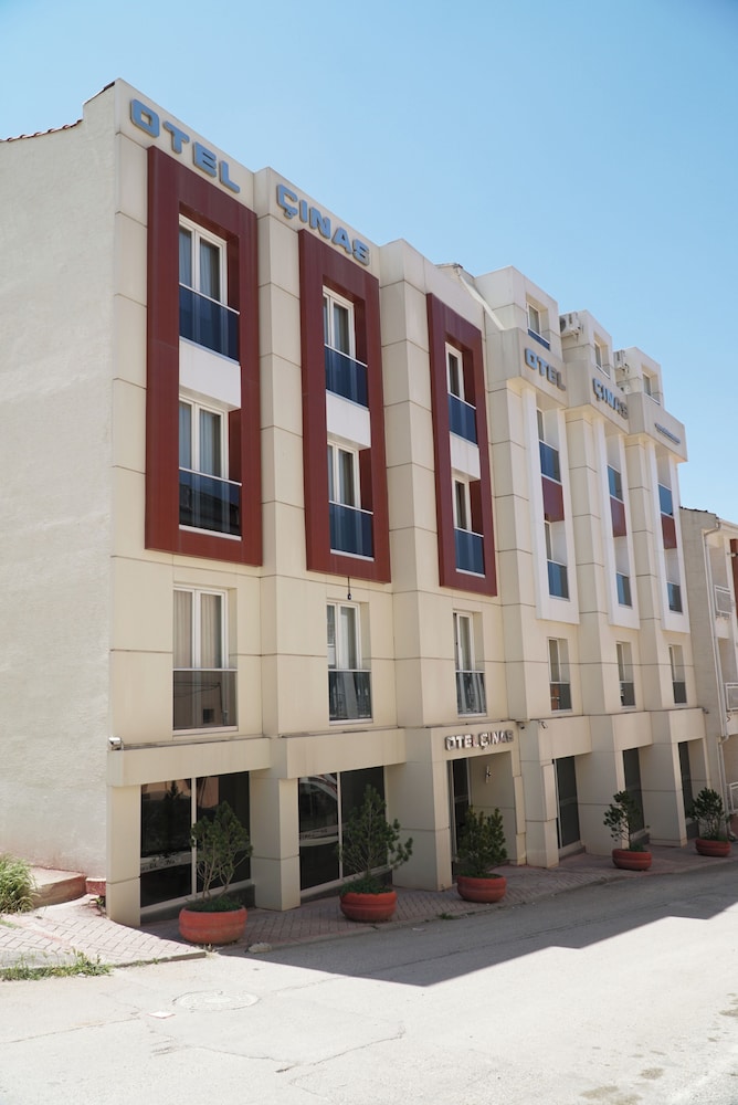 Hotel Cinas