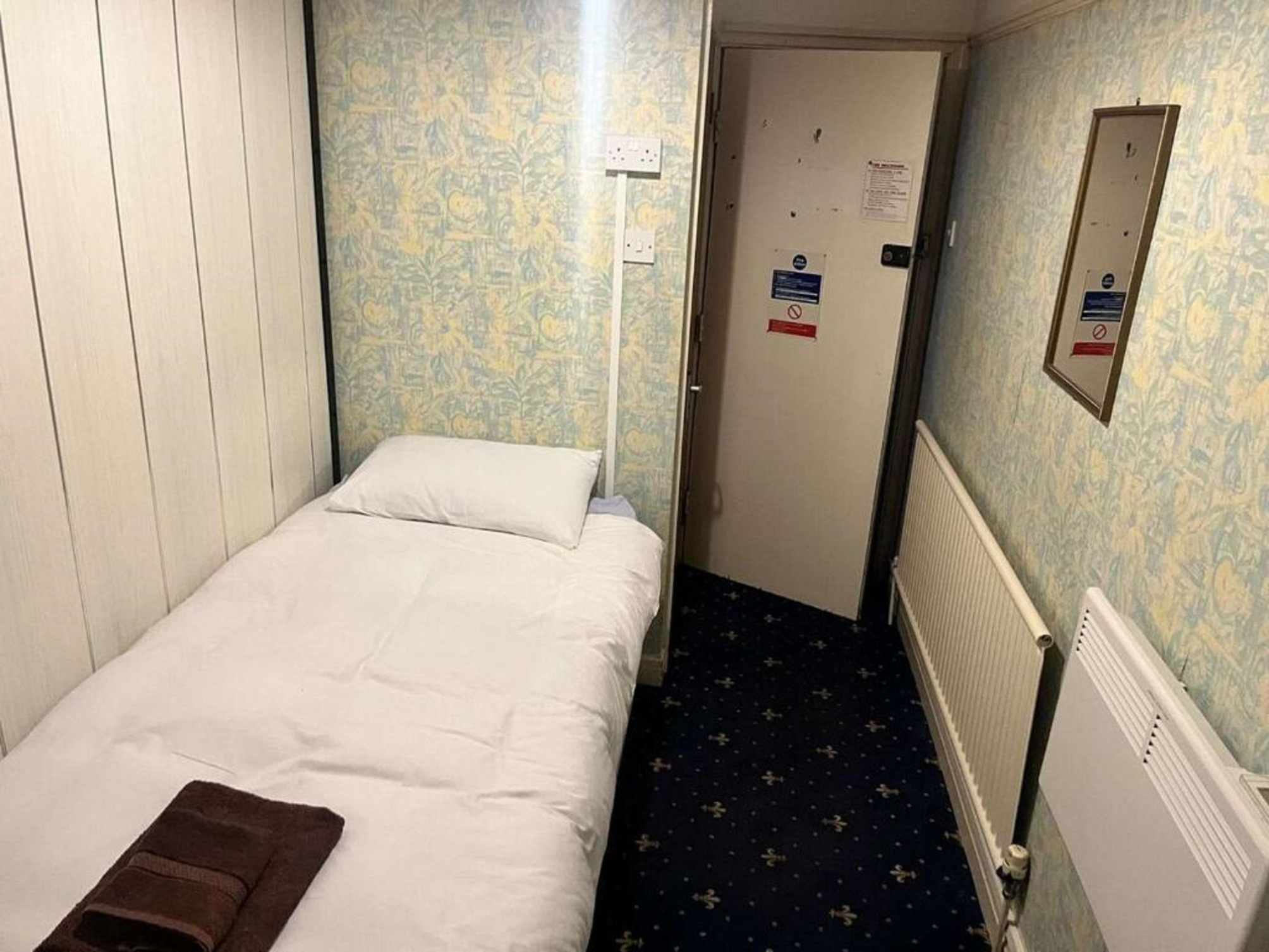 Standard Single Room