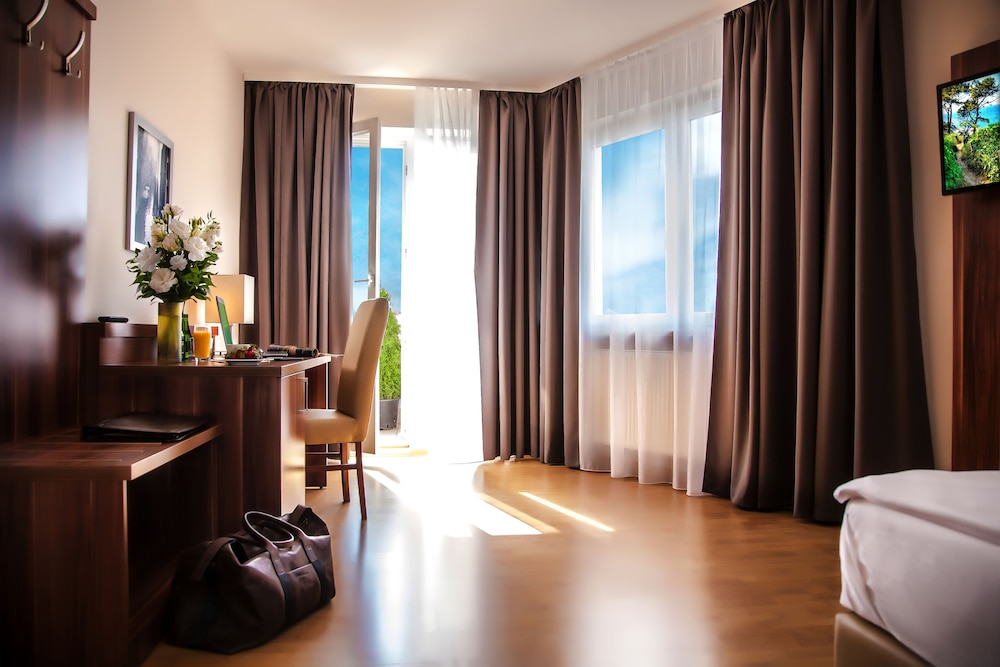 

Roma - Piaseczno - Poleczki Residence Apartments