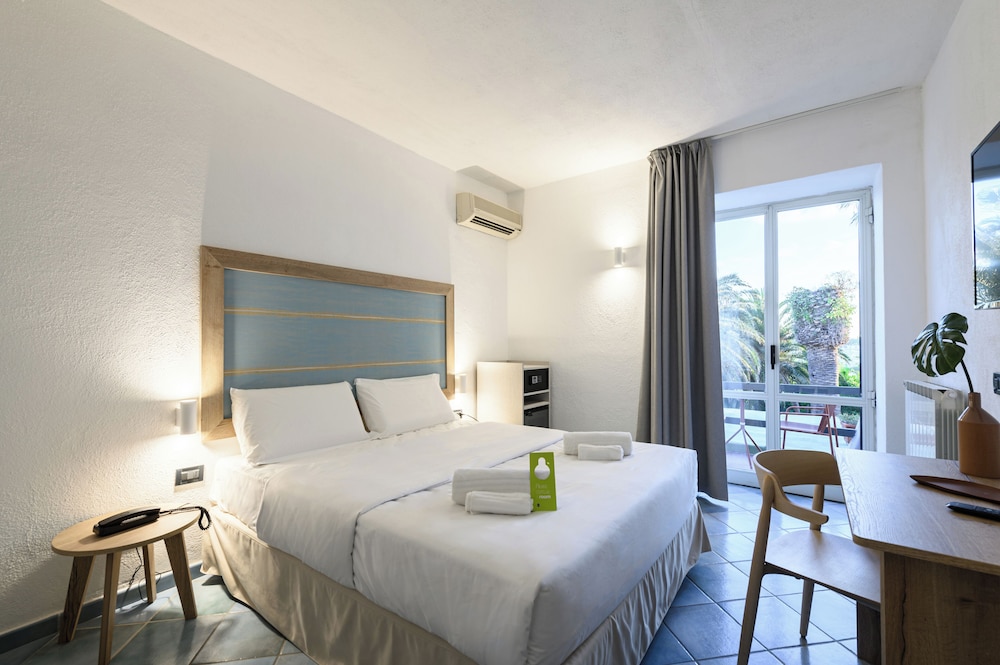 

Milano - Serrara Fontana - B&B HOTEL Ischia San Nicola
