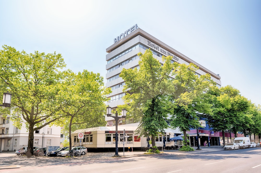 

Pisa - Berlino - Enjoy Hotel am Studio